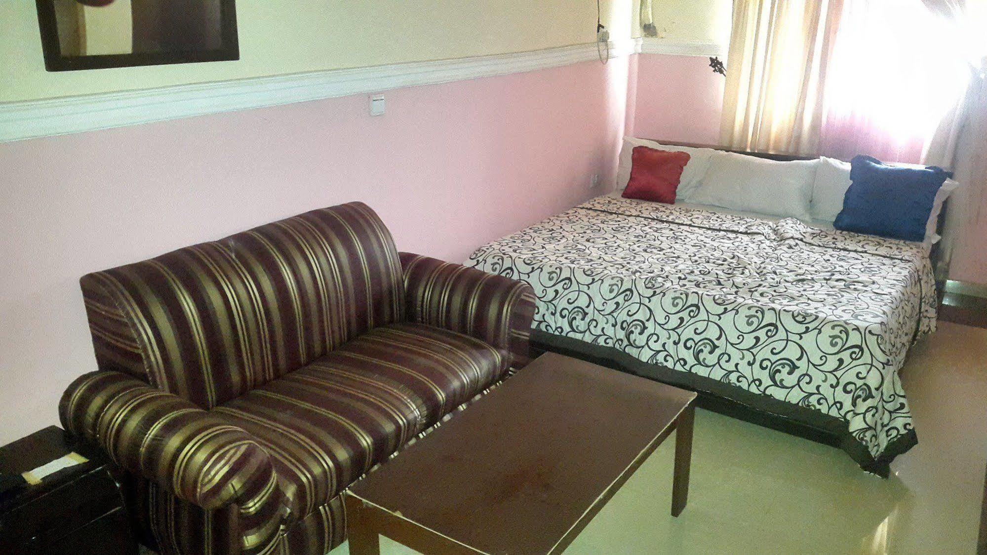 Maria Suites Lagos Exterior photo