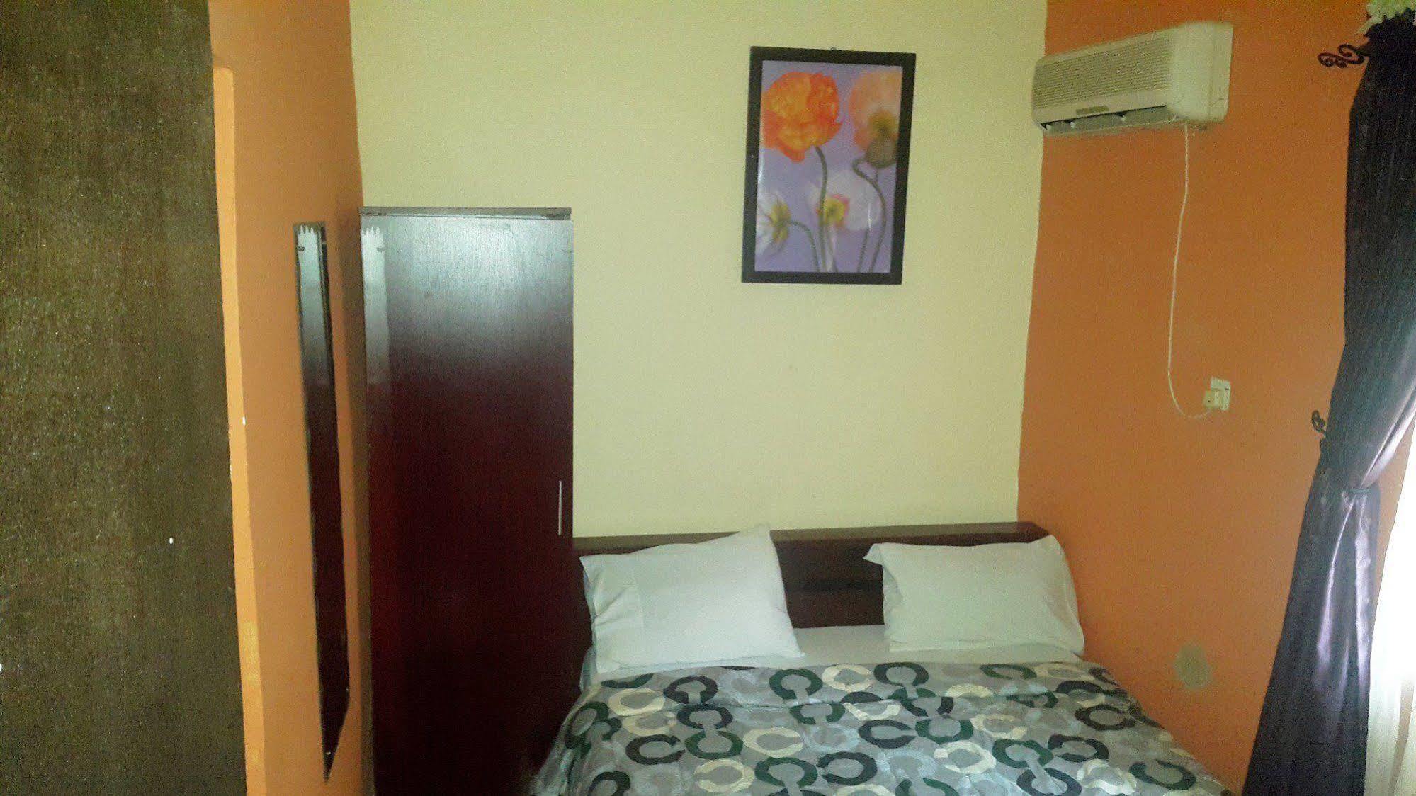 Maria Suites Lagos Exterior photo